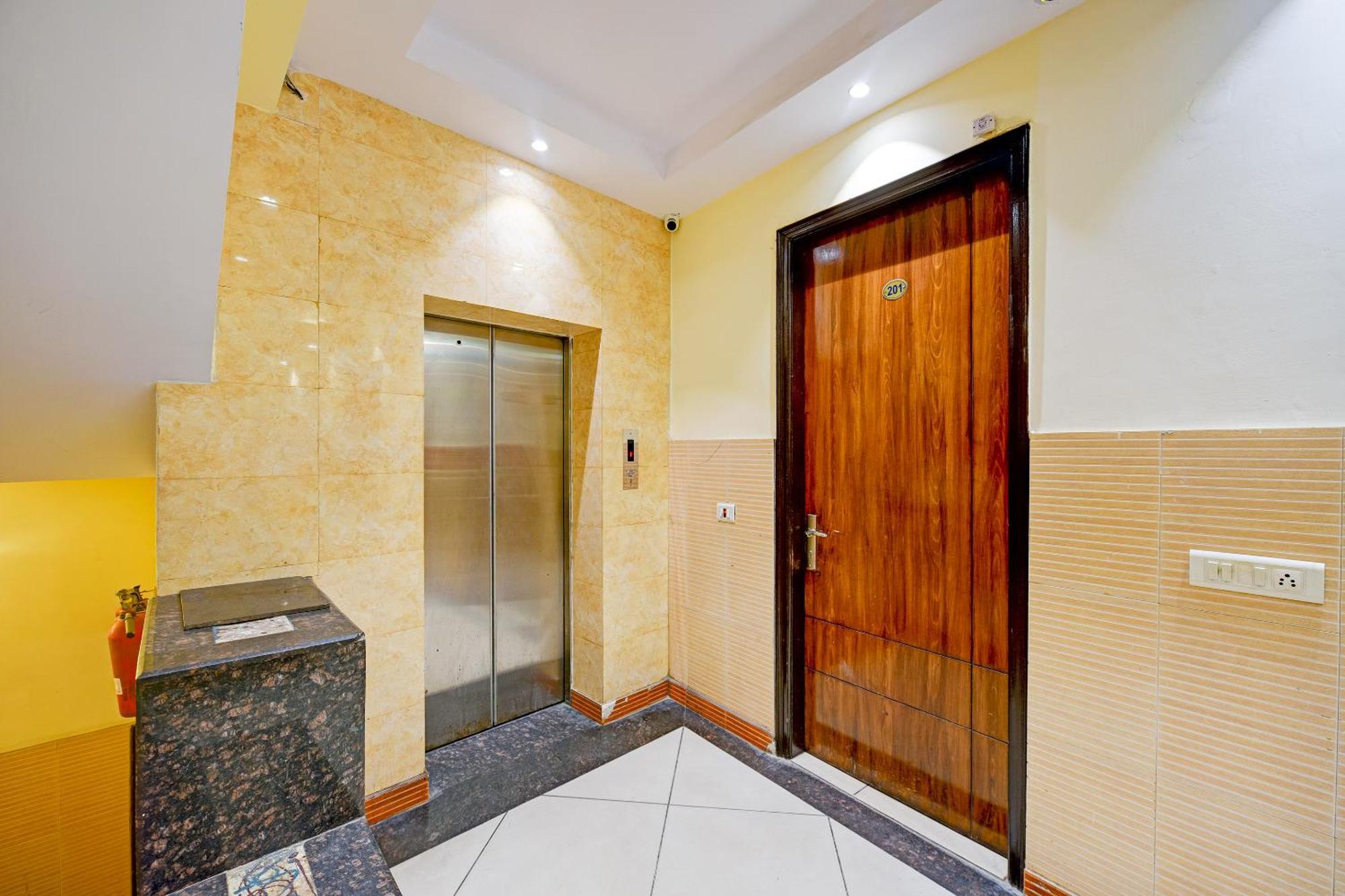 ניו דלהי Hotel Le Grand - Walk-In From Rk Ashram Metro Station מראה חיצוני תמונה