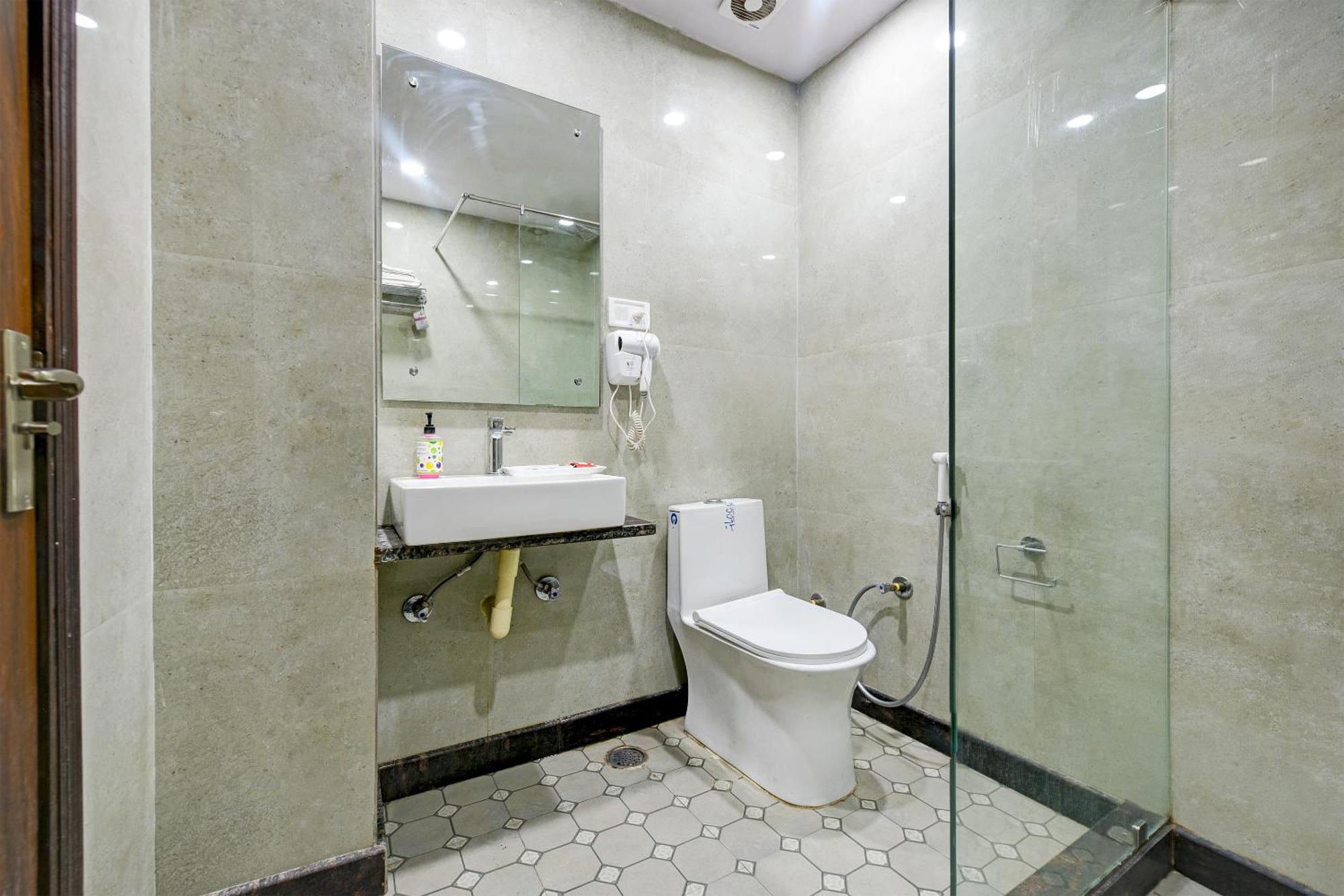 ניו דלהי Hotel Le Grand - Walk-In From Rk Ashram Metro Station מראה חיצוני תמונה