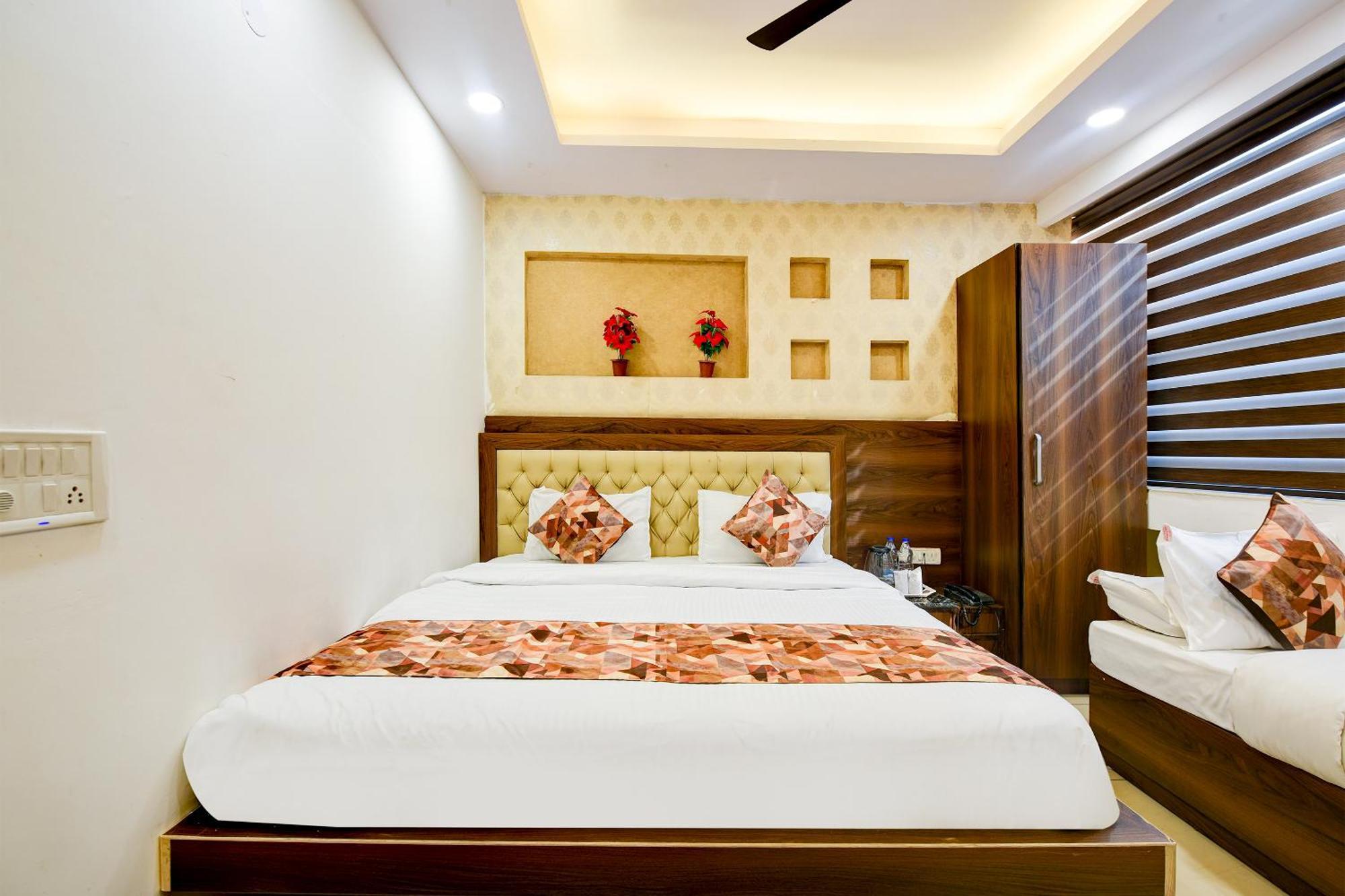 ניו דלהי Hotel Le Grand - Walk-In From Rk Ashram Metro Station מראה חיצוני תמונה
