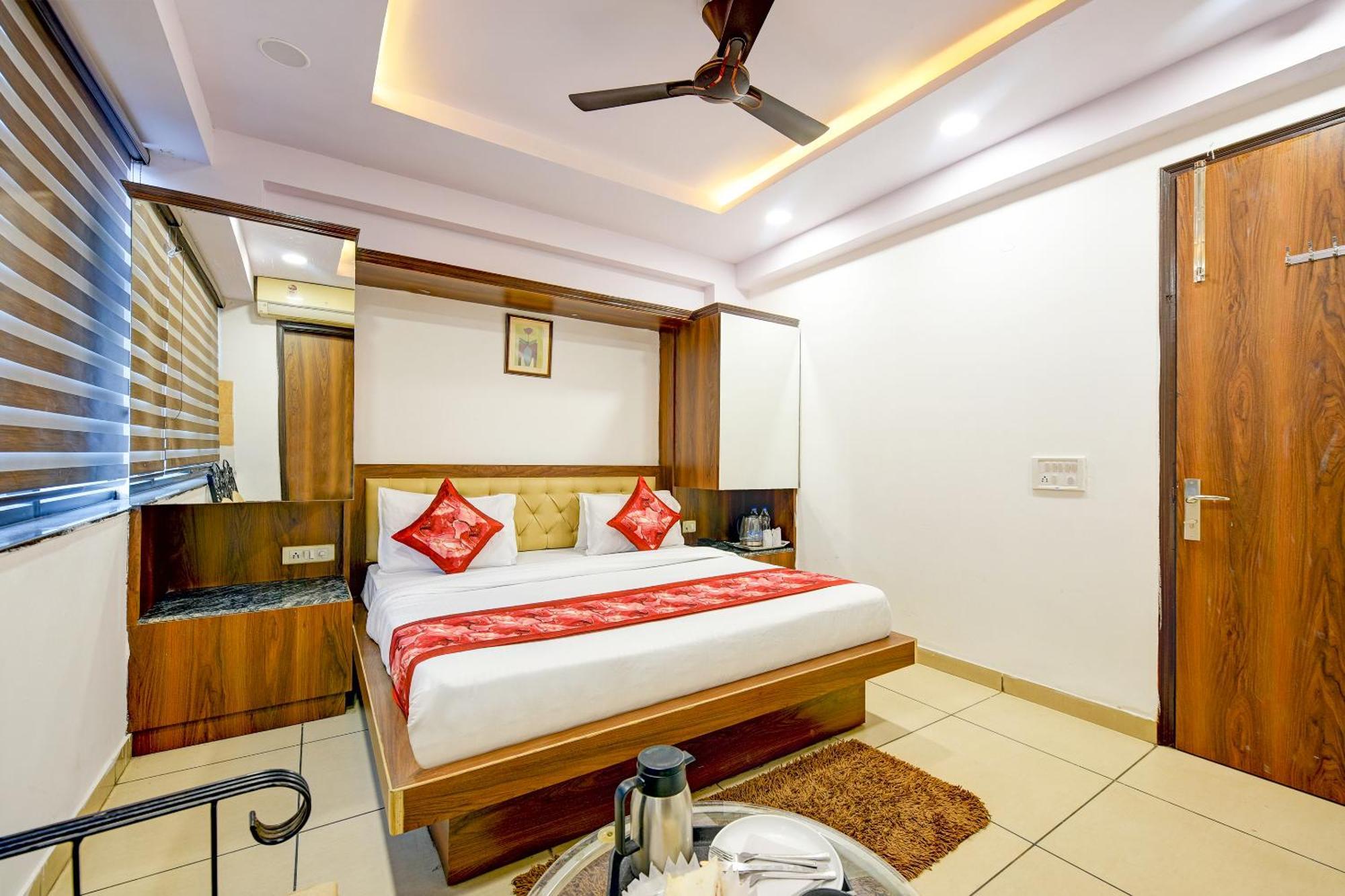 ניו דלהי Hotel Le Grand - Walk-In From Rk Ashram Metro Station מראה חיצוני תמונה
