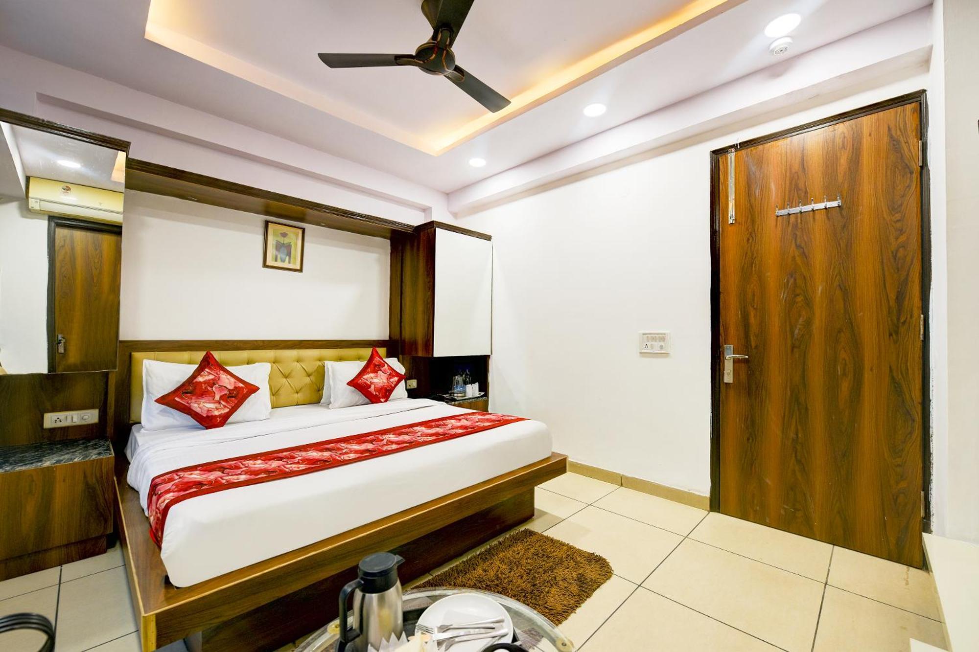 ניו דלהי Hotel Le Grand - Walk-In From Rk Ashram Metro Station מראה חיצוני תמונה