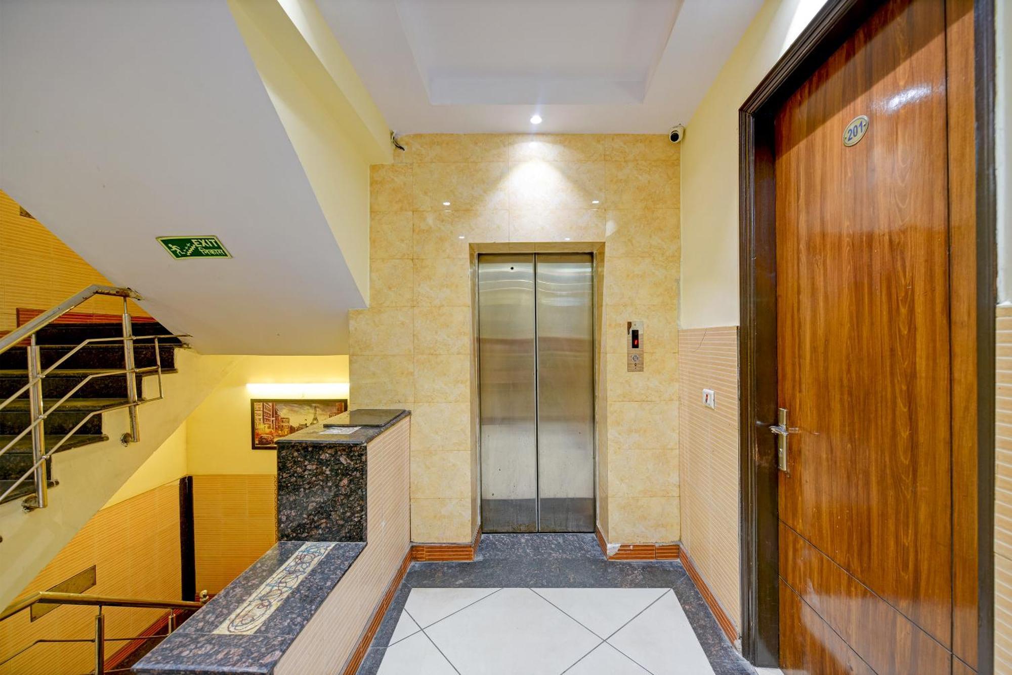 ניו דלהי Hotel Le Grand - Walk-In From Rk Ashram Metro Station מראה חיצוני תמונה