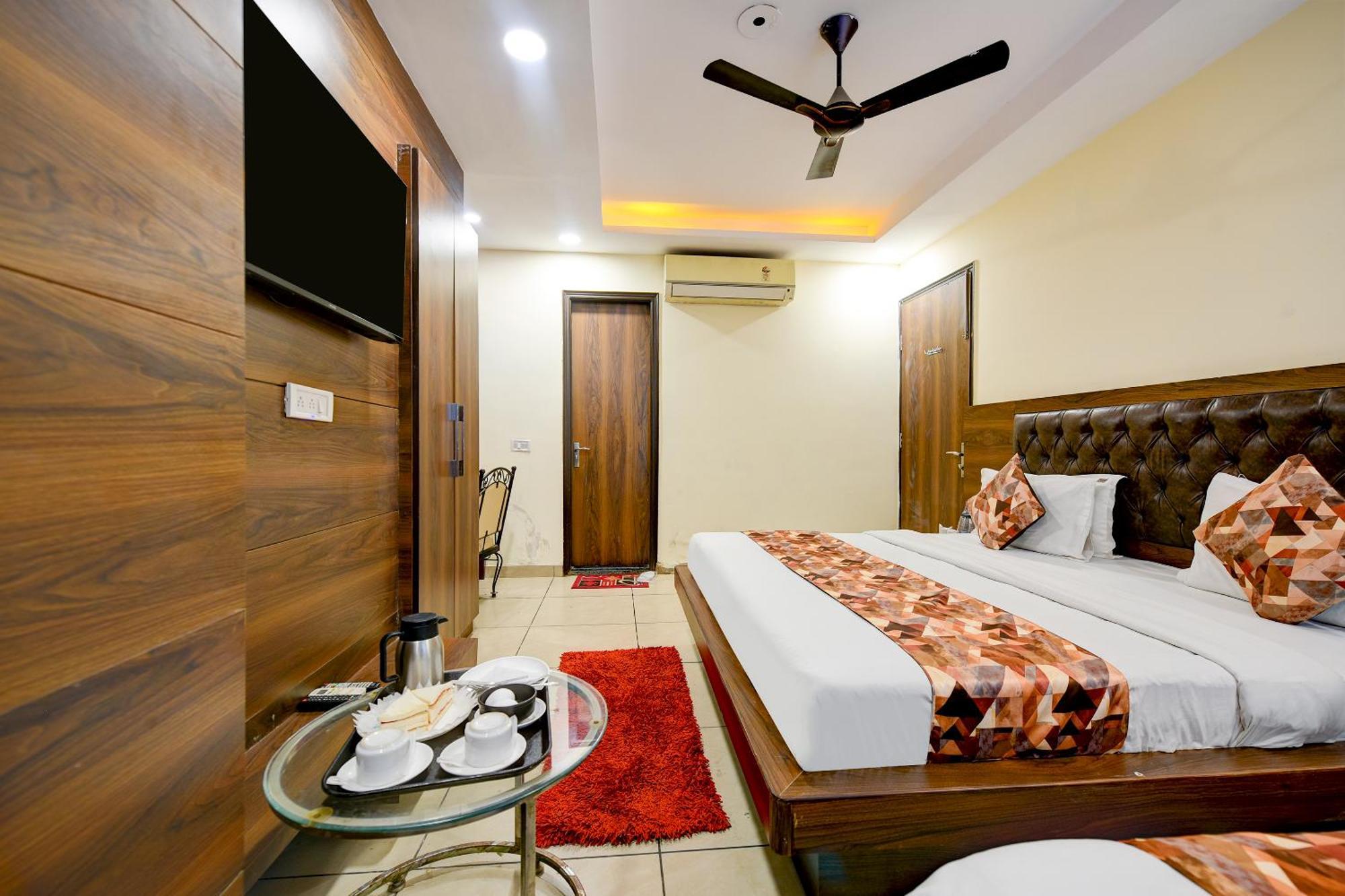 ניו דלהי Hotel Le Grand - Walk-In From Rk Ashram Metro Station מראה חיצוני תמונה